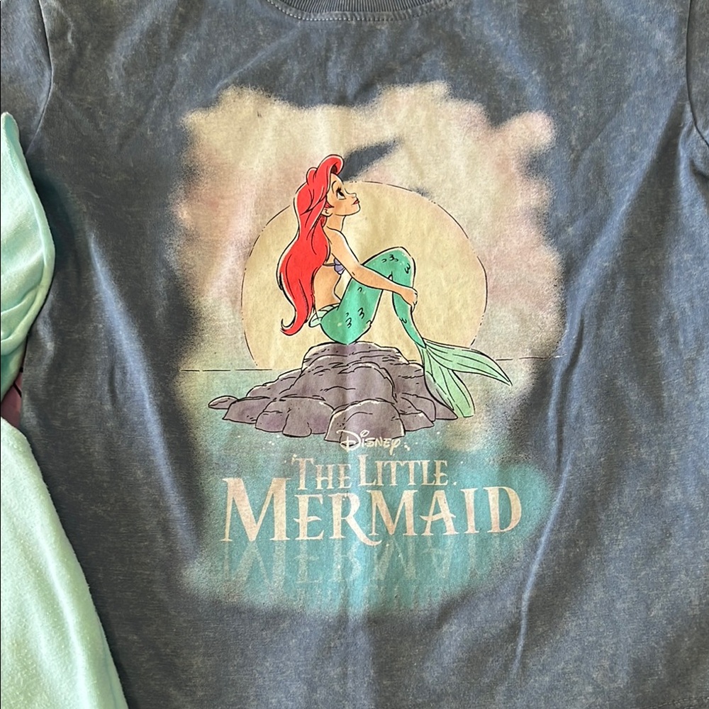 Disney Gray and Green Long Sleeve Little Mermaid Tee